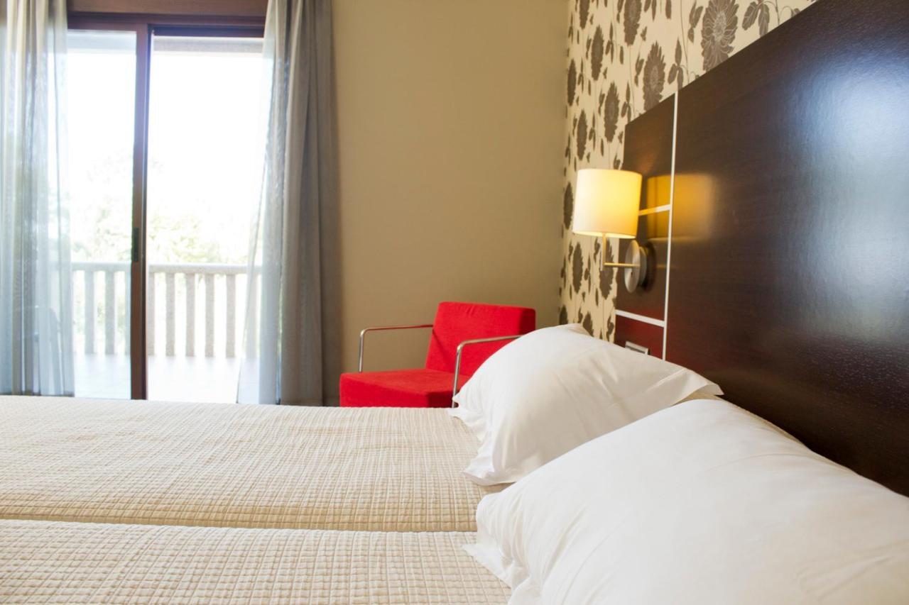Hotel Piramide 2 Portonovo Bilik gambar